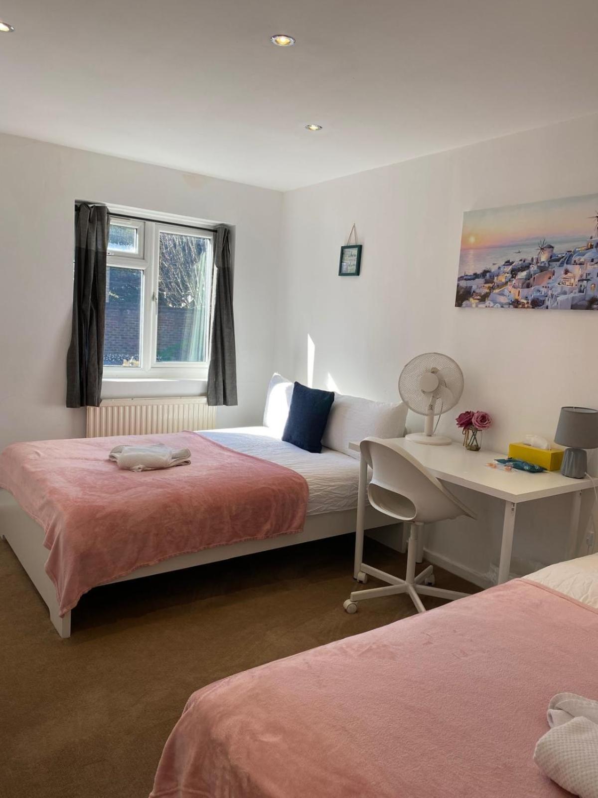 Fabulous Private Bedrooms Near Euston Station, Central ลอนดอน ภายนอก รูปภาพ
